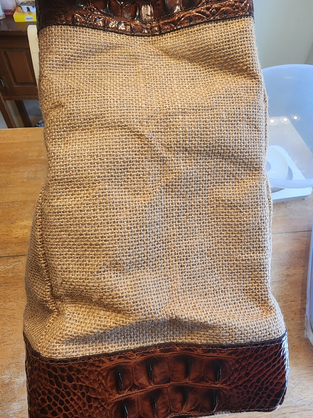 Brahmin Meredith tote bag featuring burlap construction  croc-embossed leather - Picture 3 of 16